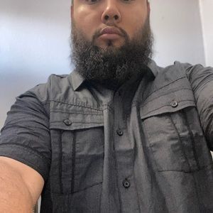 Meet your Posher, Eduardo